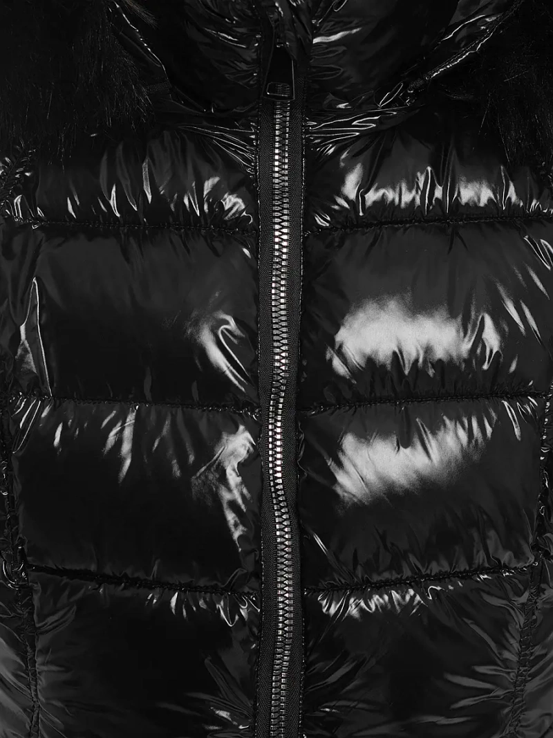 Kamizelka damska pikowana z futerkiem czarna OZONEE O/DK027/1