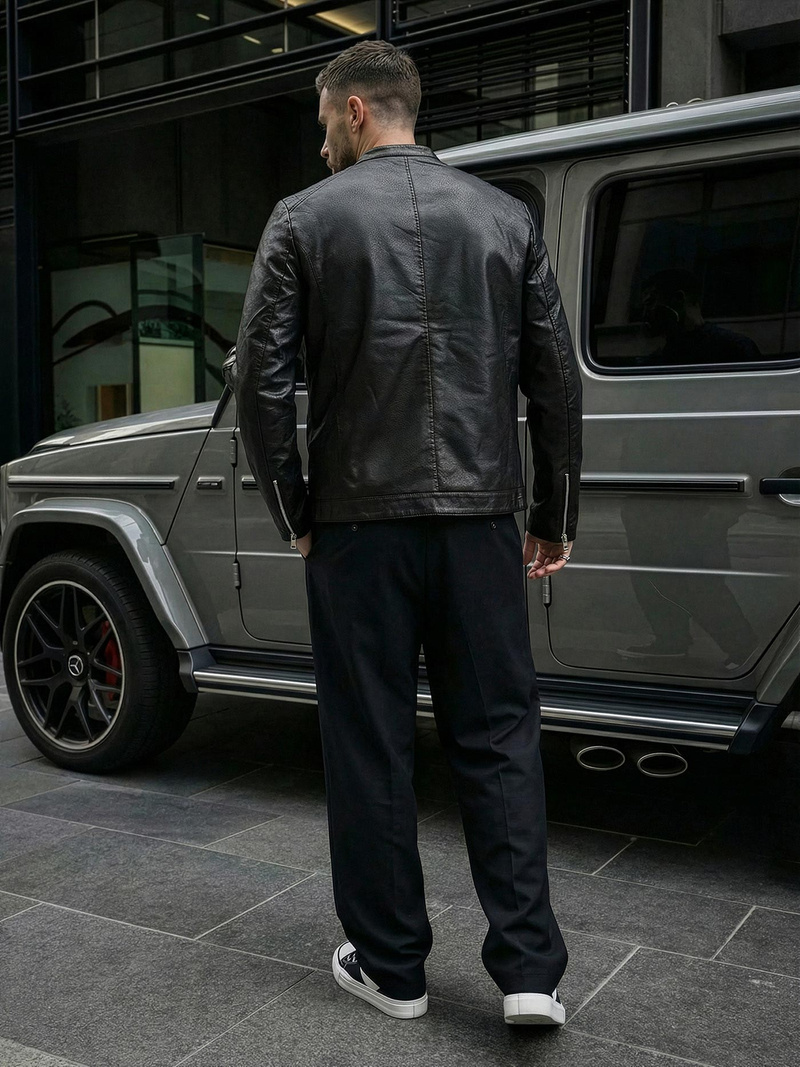 Чоловіча шкіряна куртка Чорна OZONEE JS/11Z8021