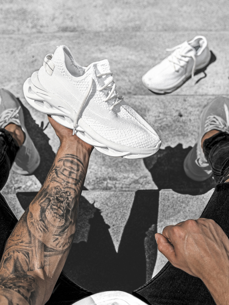 Sneakersy białe OZONEE B/2051/20