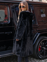 Жіноча хутряна зимова куртка чорна OZONEE JS/11Z8250