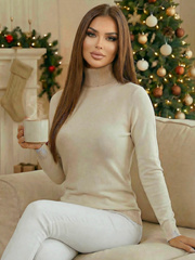 Світло-бежевий