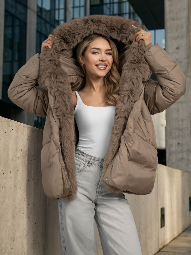 Kurtka zimowa damska z futerkiem ciemno-beżowa OZONEE O/16M9179/84Z
