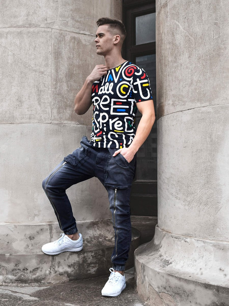 T-Shirt męski z nadrukiem czarny OZONEE MR/21518