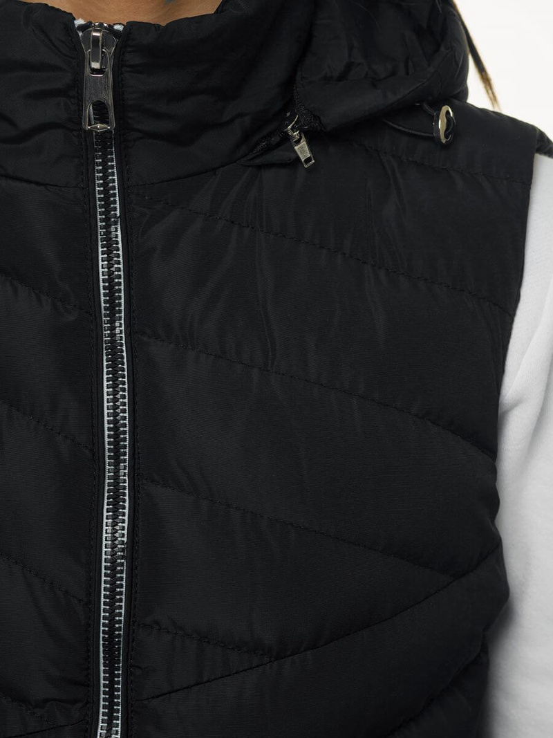 Стьобаний жіночий жилет чорний OZONEE N/6805/1