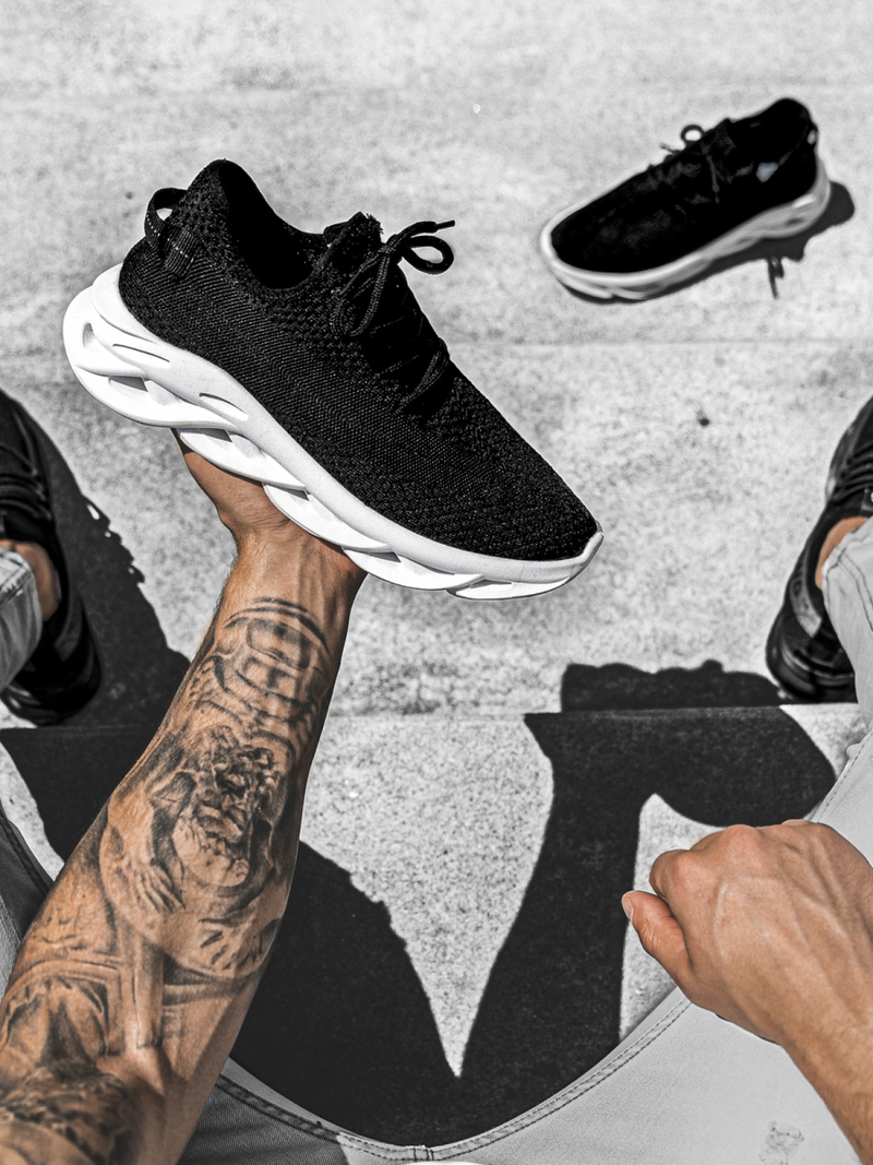 Снікерси чоловічі Чорнi OZONEE B/2051/20