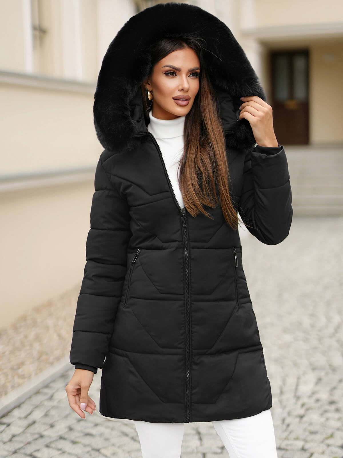 Kurtka zimowa damska długa z futerkiem czarna OZONEE JS