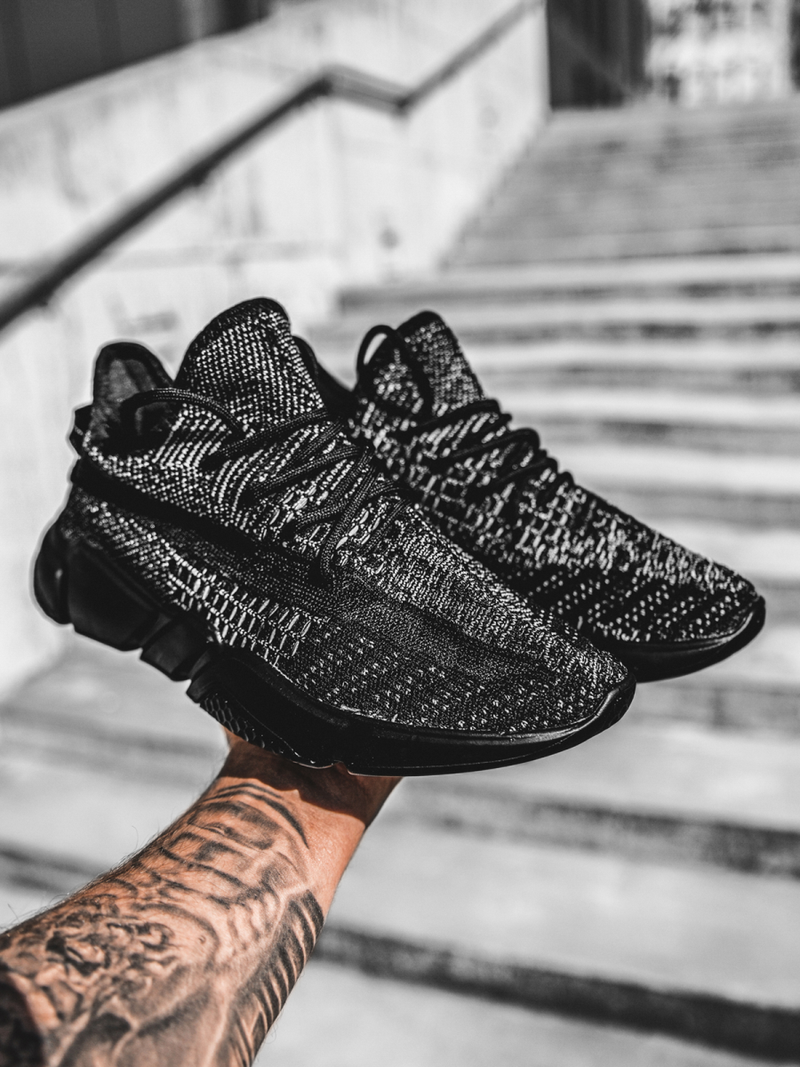 Снікерси Чорнi OZONEE O/503