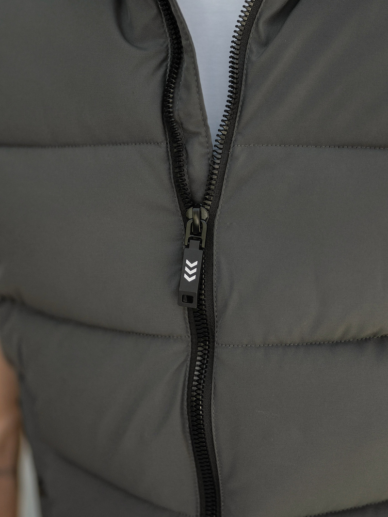 Безрукавка чоловіча графіт OZONEE JS/32M1780/105