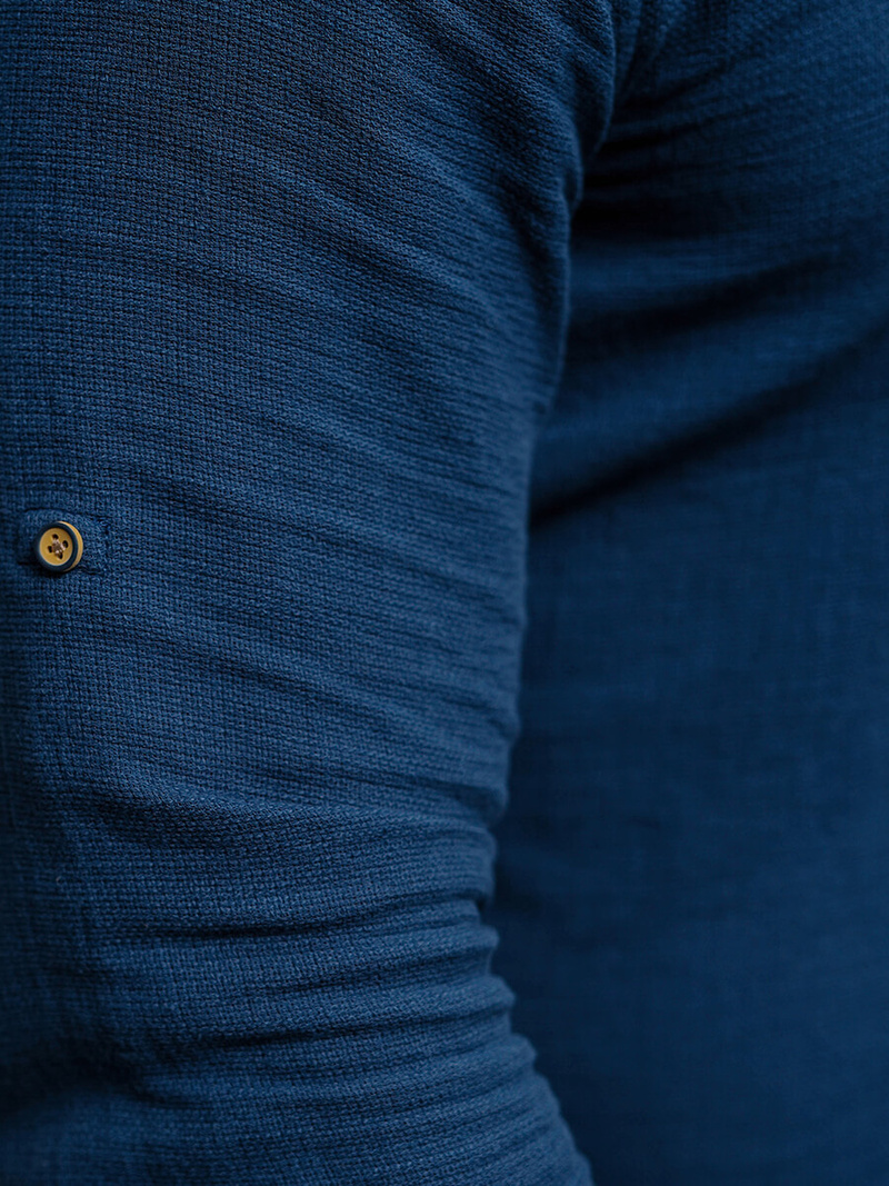 Класична сорочка чоловіча tемно-cиня OZONEE O/V26