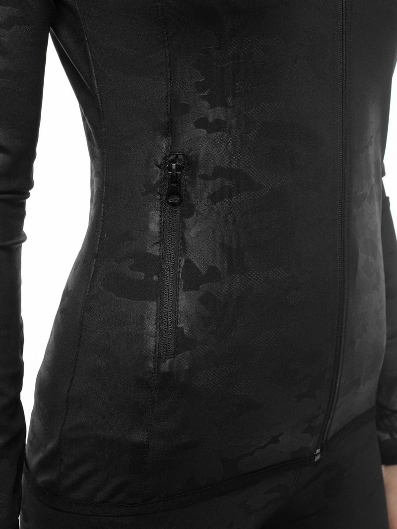 Жіночий спортивний костюм з двох частин чорний камуфляж OZONEE O/0546