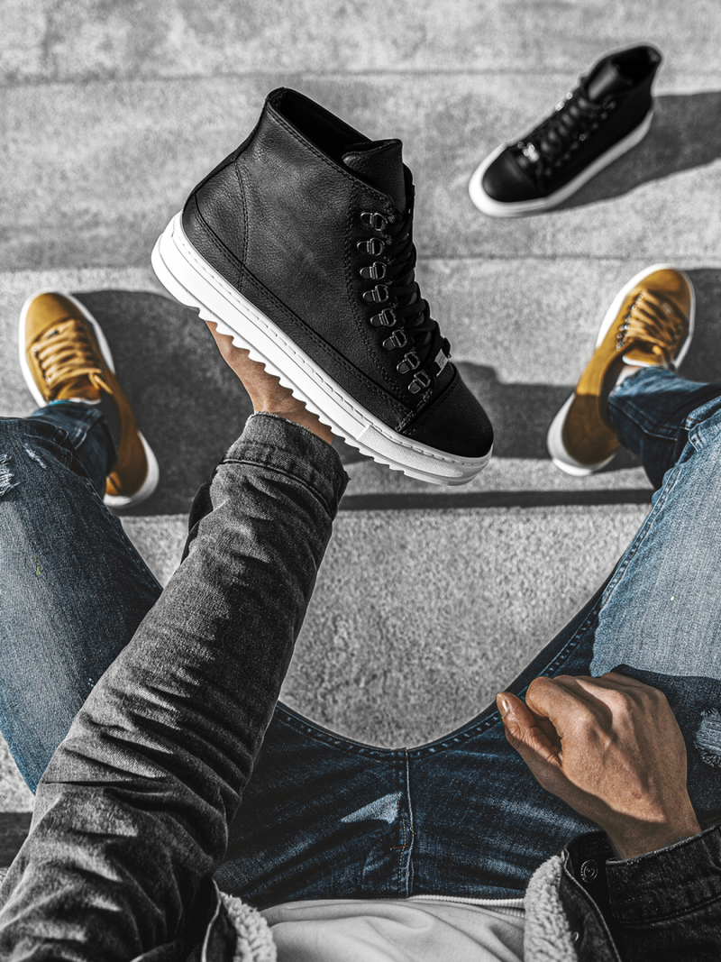 Sneakersy wysokie czarno-białe OZONEE W/034