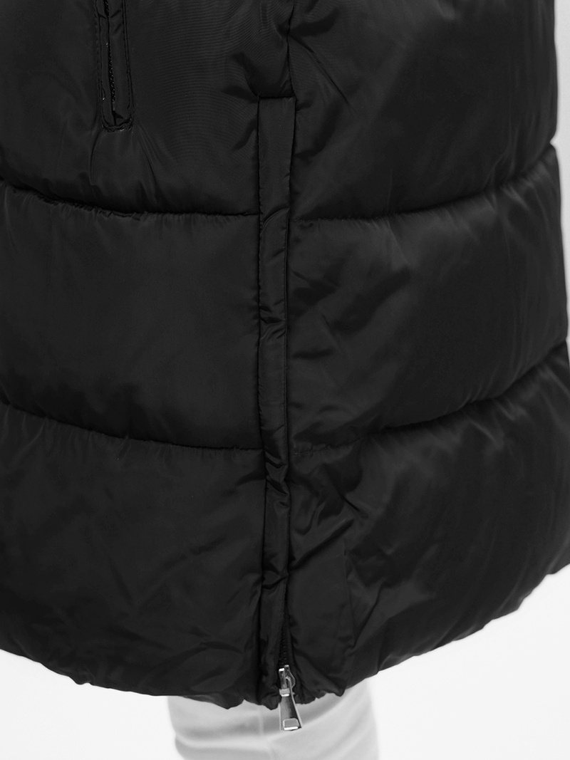 Kamizelka damska długa pikowana z kapturem czarna OZONEE O/81276