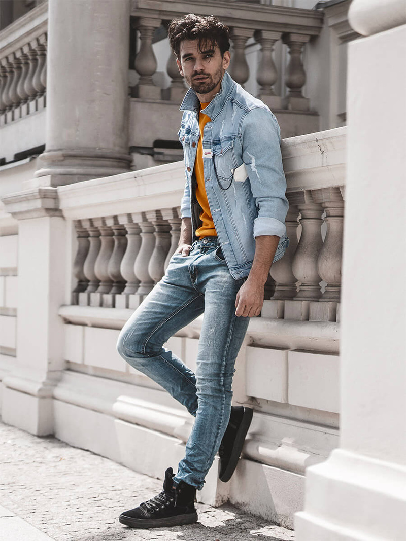 Kurtka jeans męska niebieska OZONEE G/600