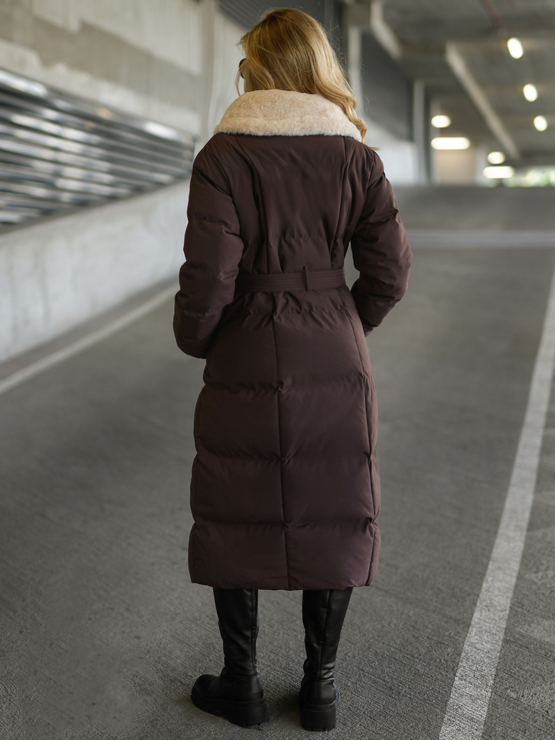 Płaszcz zimowy damski pikowany czekoladowy OZONEE JS/16M9168/158