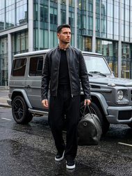 Чоловіча шкіряна куртка Чорна OZONEE JS/11Z8027