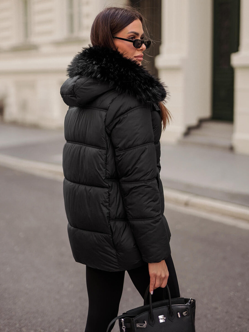 Kurtka zimowa damska z futerkiem czarna OZONEE JS/5M3256/392