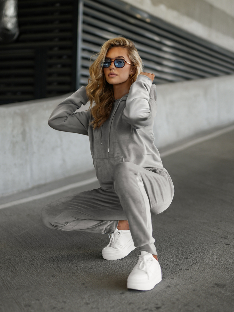 Спортивний костюм жіночий сірий OZONEE JS/8C1301/2