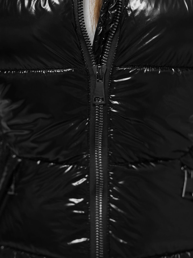 Стьобаний жіночий жилет чорний OZONEE O/DK027/1Z