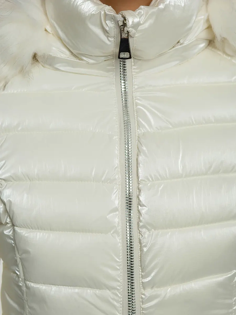 Куртка жіноча Кремова OZONEE O/DK030/10