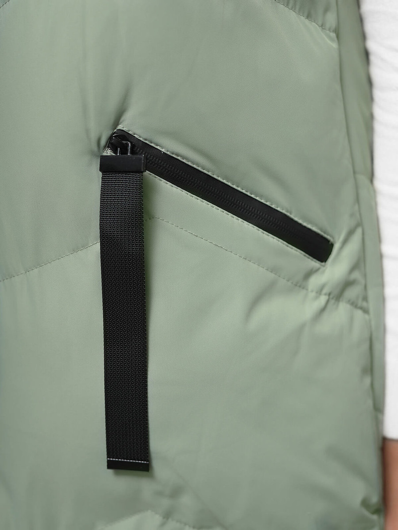 Kamizelka damska długa pikowana z kapturem jasno-zielona OZONEE JS/M788/236Z