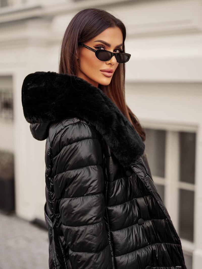 Płaszcz zimowy damski z futerkiem czarny OZONEE JS/5M3160/392Z