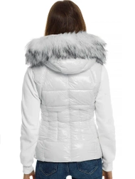 Kamizelka damska pikowana z futerkiem biała OZONEE O/DK027/10
