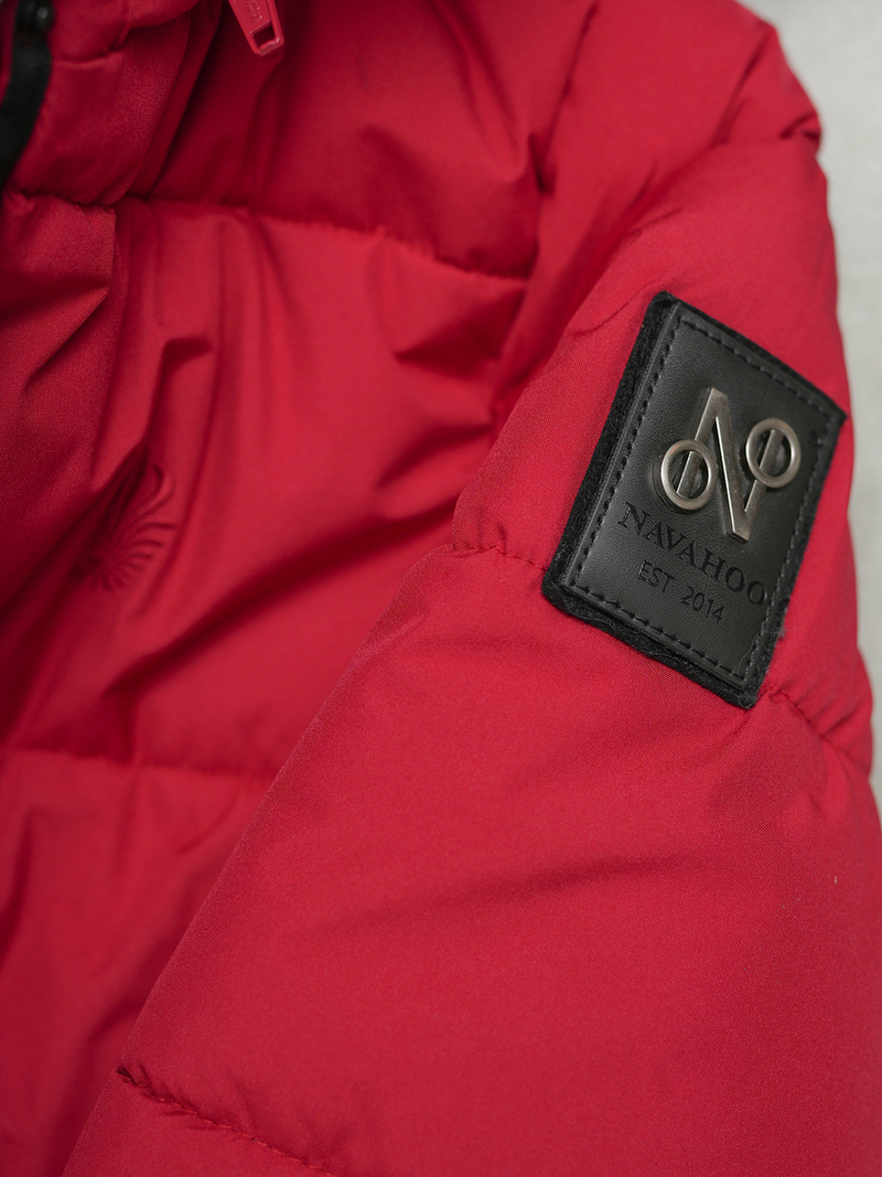 Kurtka zimowa damska długa pikowana ciemno-czerwona OZONEE O/W377