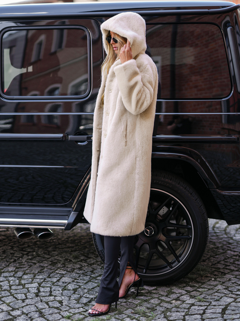 Kurtka zimowa damska długa futrzana beżowa OZONEE JS/11Z8250