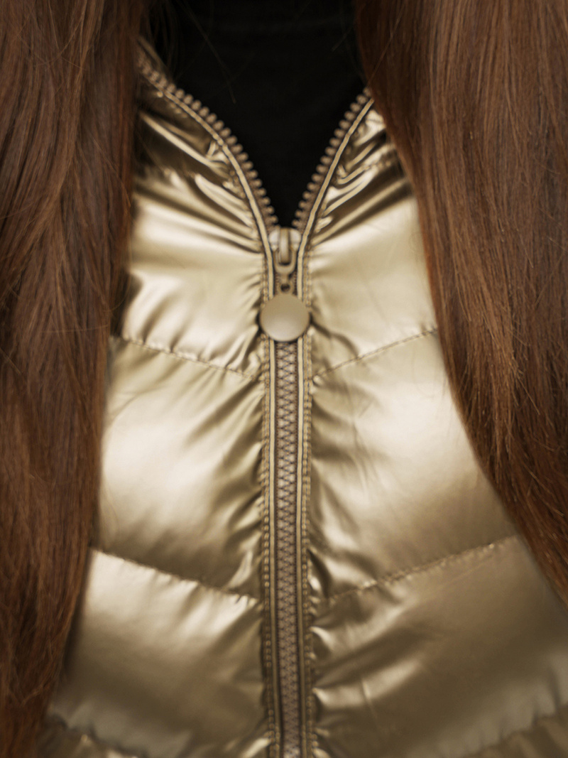 Kurtka zimowa damska z futerkiem złota OZONEE JS/M773/403