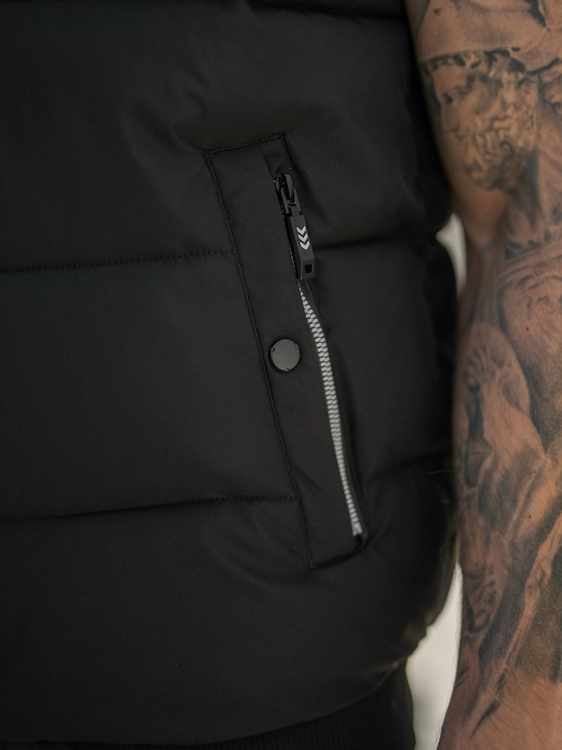 Безрукавка чоловіча чорна OZONEE JS/32M1780/392